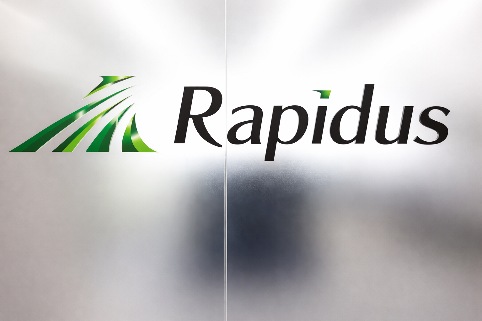 rapidus logo on frosted glass